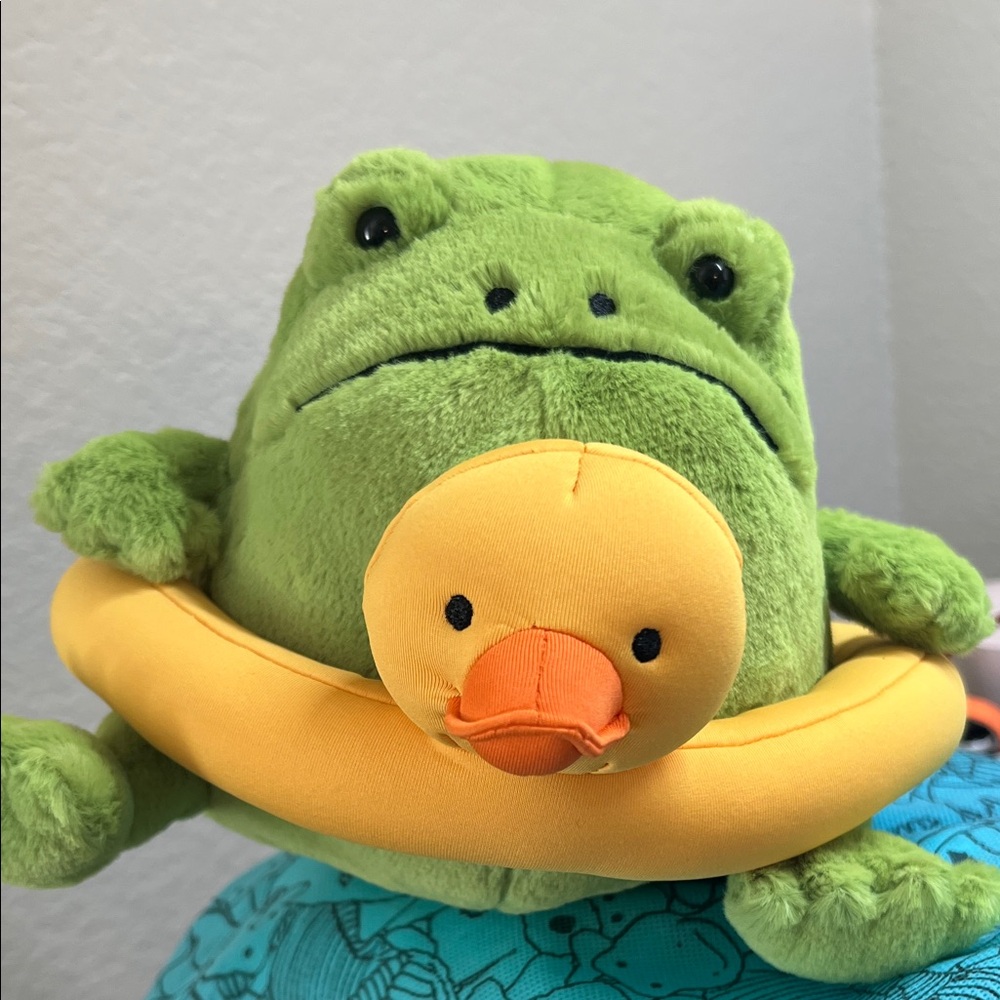 Jellycat Ricky rain frog rubber ring